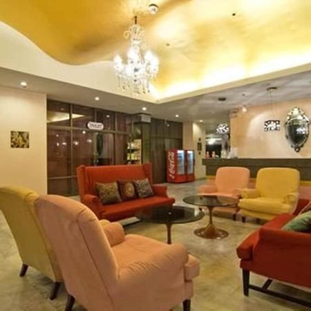 Bella Villa Metro 芭達亞 外观 照片