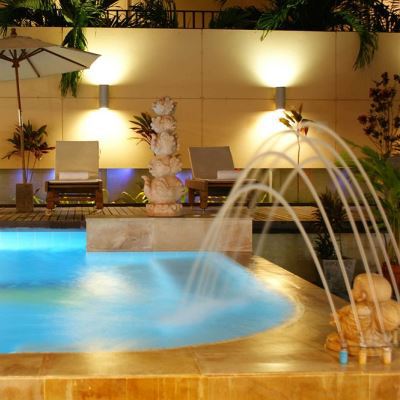 Bella Villa Metro 芭達亞 外观 照片